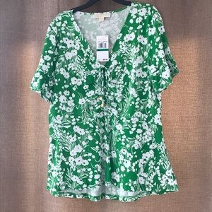 NWT. 👒🌿☀️BEAUTIFUL SUMMER MICHAEL KORS TOP